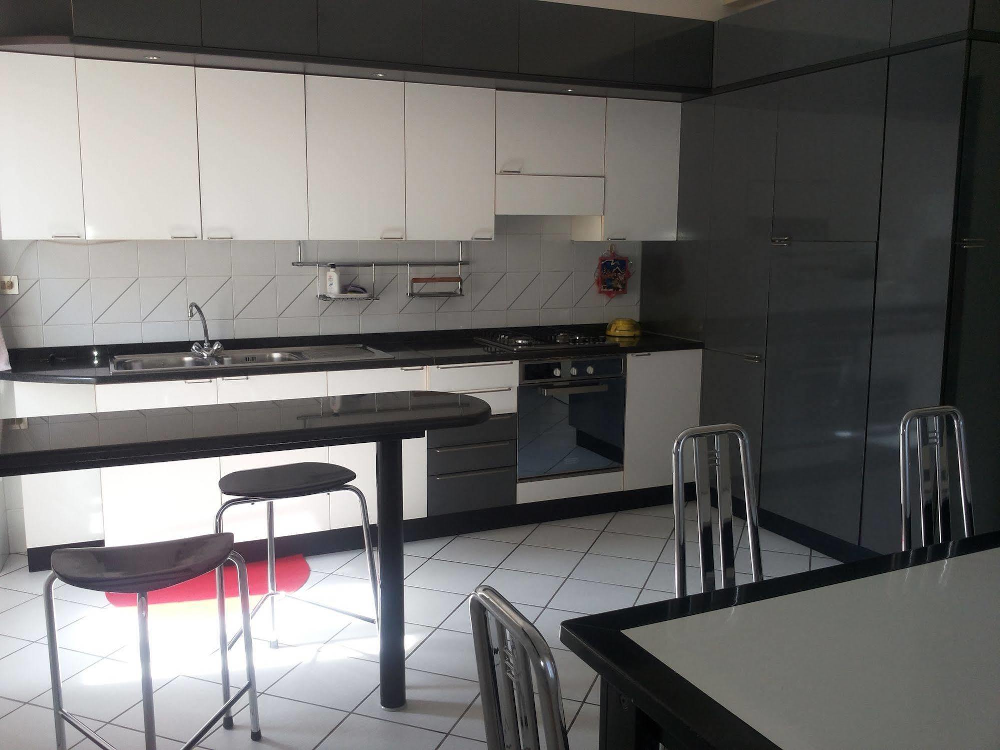 Appartamento Montessori Castelfidardo Exterior foto